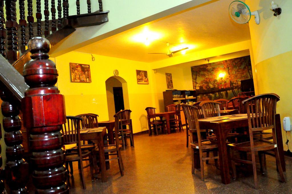 Milano Tourist Rest Hotel Anuradhapura Buitenkant foto