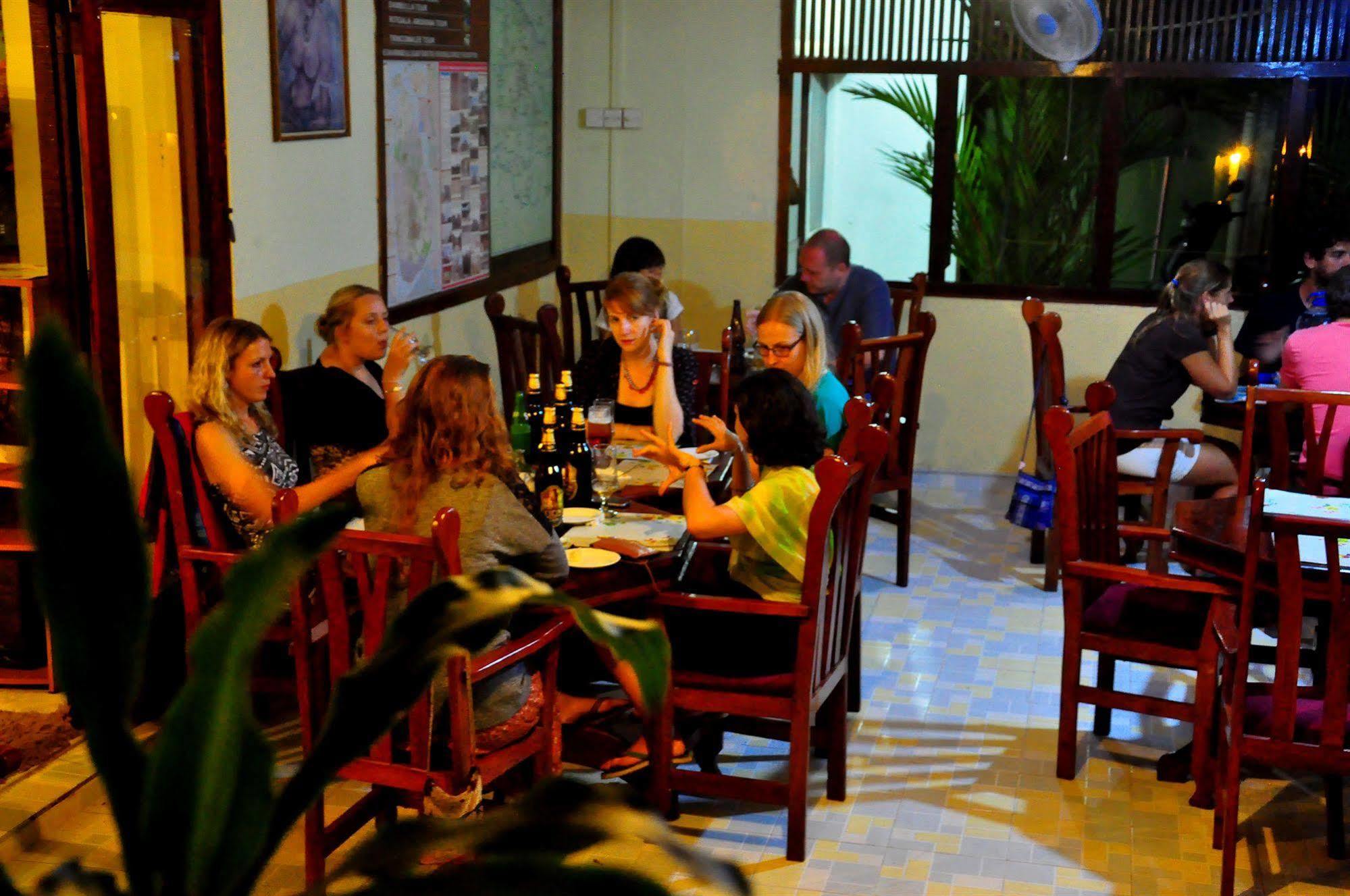 Milano Tourist Rest Hotel Anuradhapura Buitenkant foto