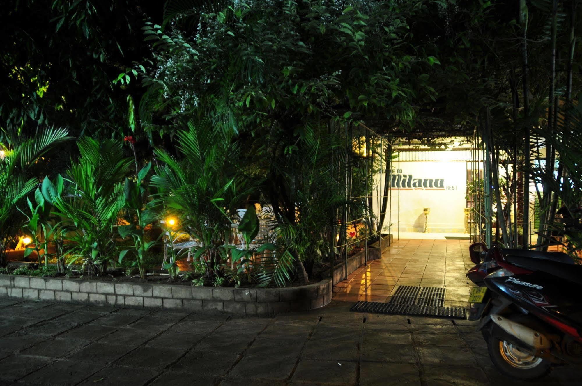 Milano Tourist Rest Hotel Anuradhapura Buitenkant foto